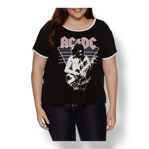 AC/DC Juniors Short Sleeve Scoop Neck Graphic '74 Jailbreak Band Tee Black XL